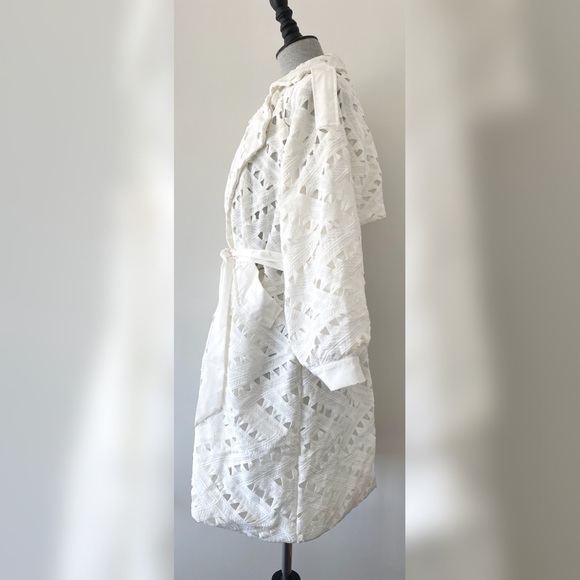 💝Line & Dot Lace Jacket💝 - Picture 3 of 9